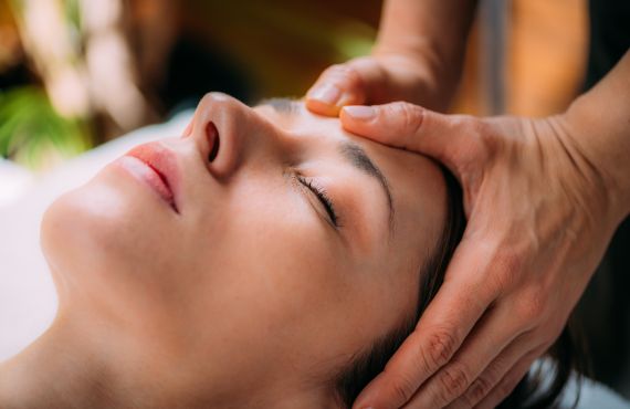 Trattamenti alla testa Iris Wellness
